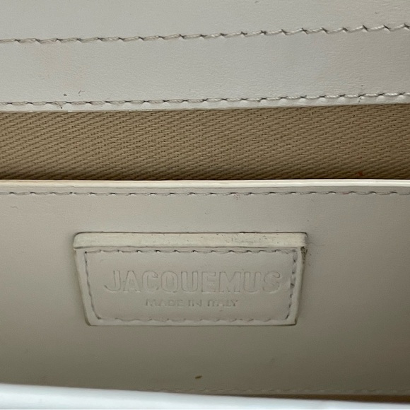 Le grand Bambino!
Handbag with adjustable crossbody strap. - Picture 5 of 7